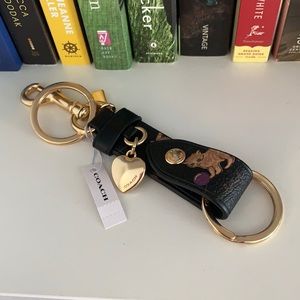 Coach Trigger Snap Cat Heart Charm Keychain Black Gold Leather NWT